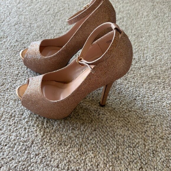 Dream Pairs Rose Gold High Heel Pumps | Size 6 | 5-Inch Heel | Ankle Strap - Picture 5 of 11